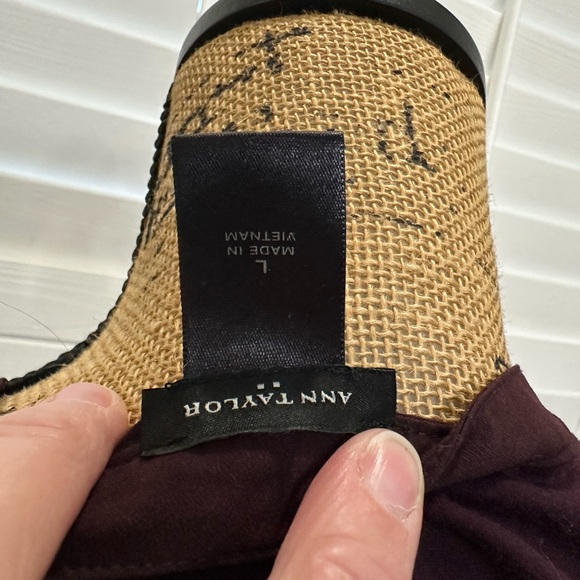 Ann Taylor Plum Button-Down Blouse - Picture 3 of 3